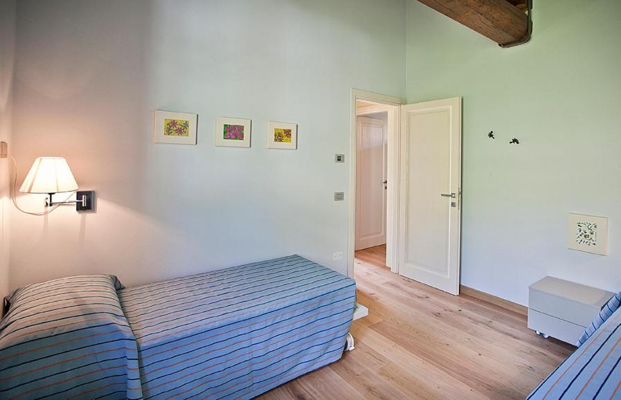 Fonte Alla Lepre Riparbella Esterno foto