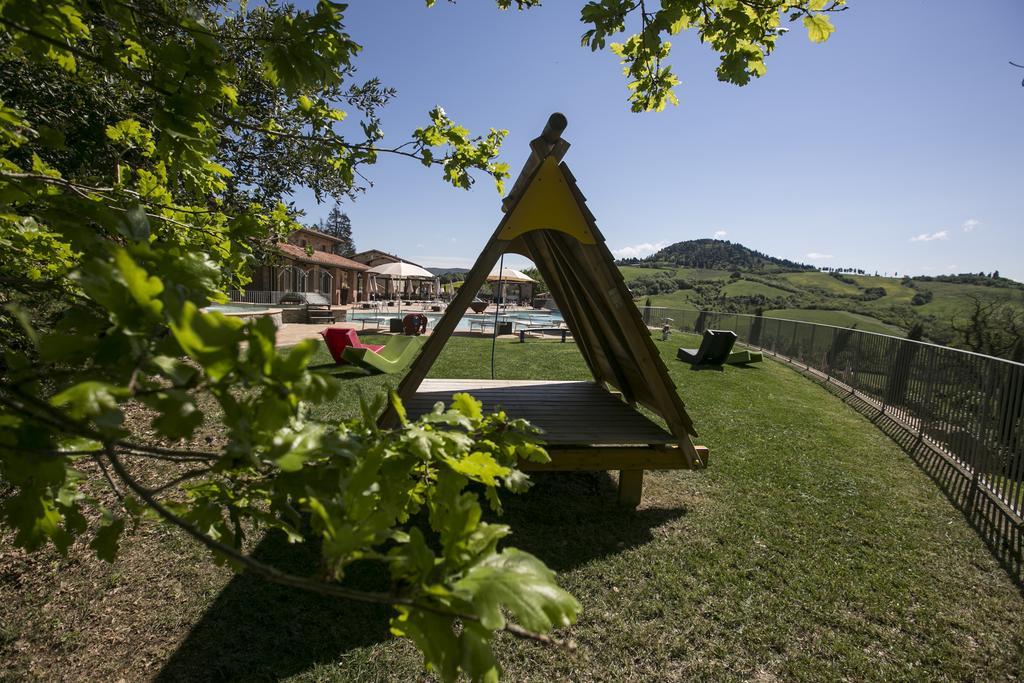 Fonte Alla Lepre Riparbella Esterno foto
