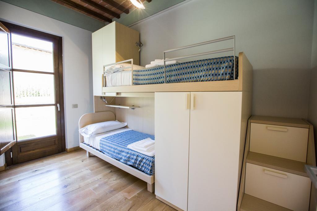 Fonte Alla Lepre Riparbella Esterno foto