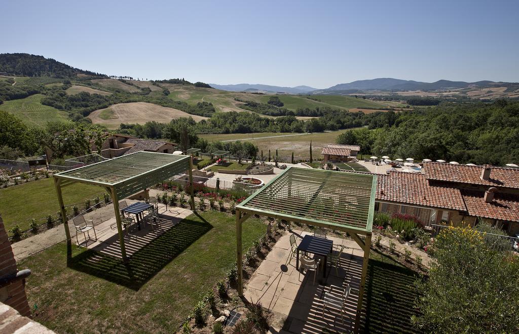 Fonte Alla Lepre Riparbella Esterno foto