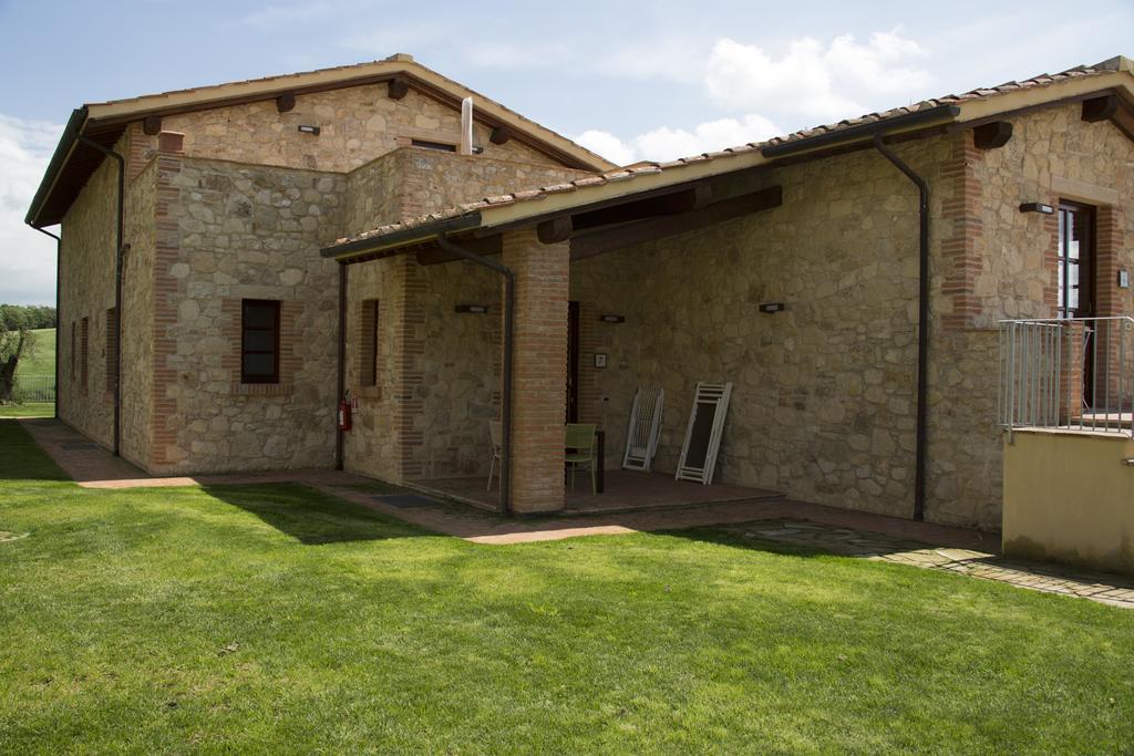 Fonte Alla Lepre Riparbella Esterno foto