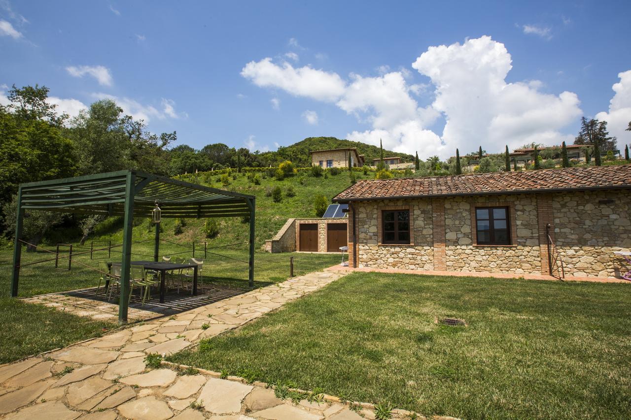 Fonte Alla Lepre Riparbella Esterno foto